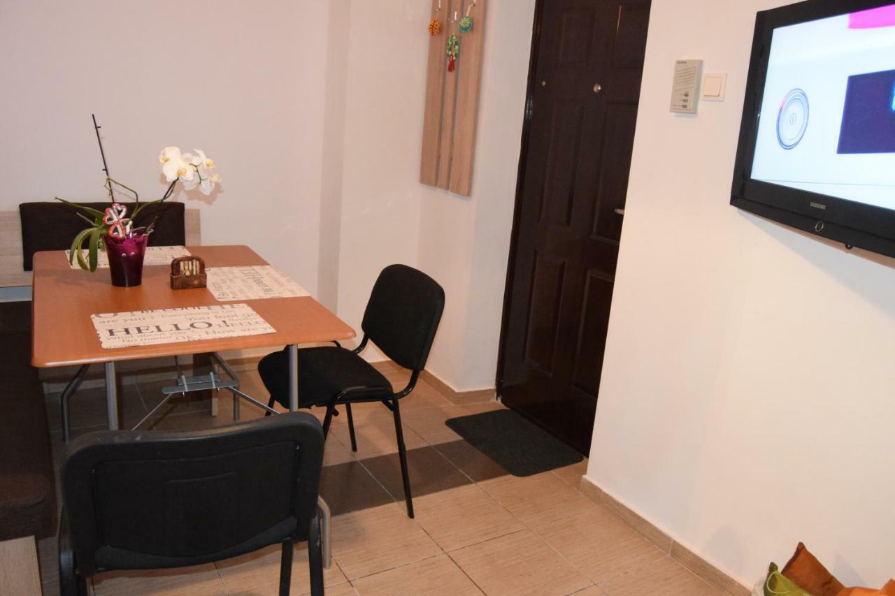 Central Appartment St'S Martin Church Braşov Exterior foto